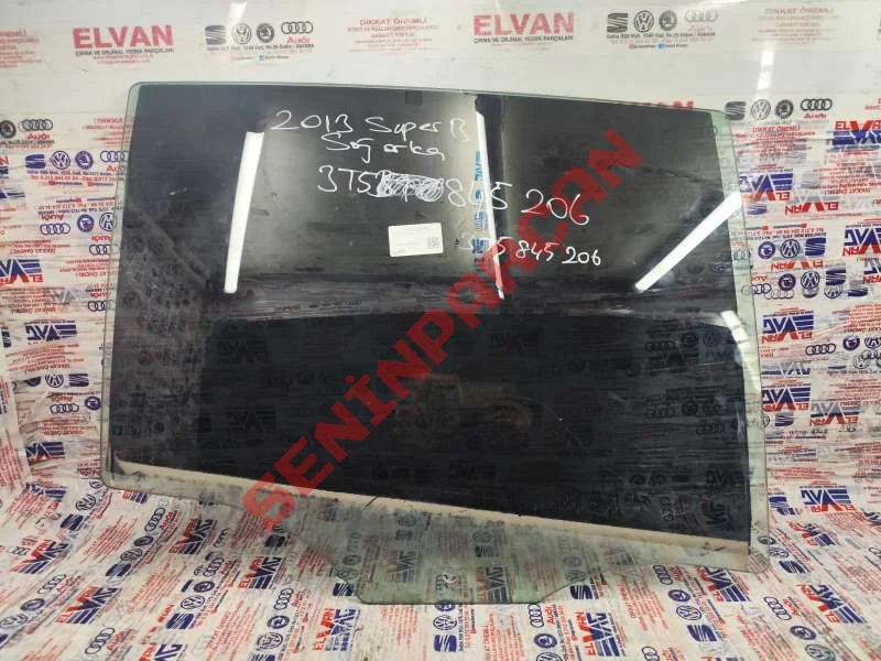 3T5845206 - CAM KAPI ARKA SAG