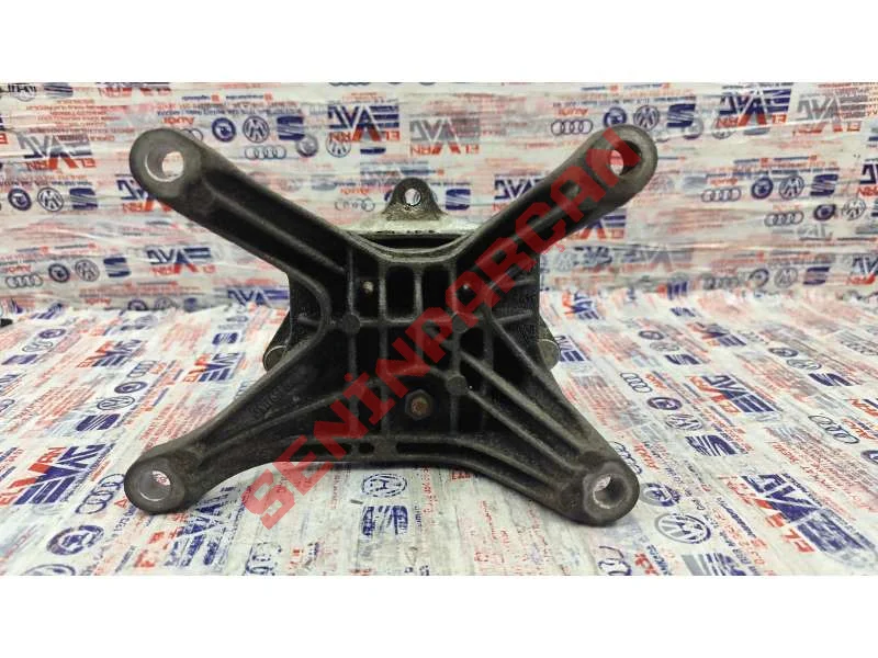 8W0399118C - SANZIMAN BRAKETI