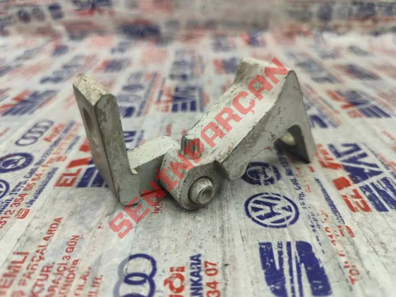 8K0831401J - KAPI MENTESESI