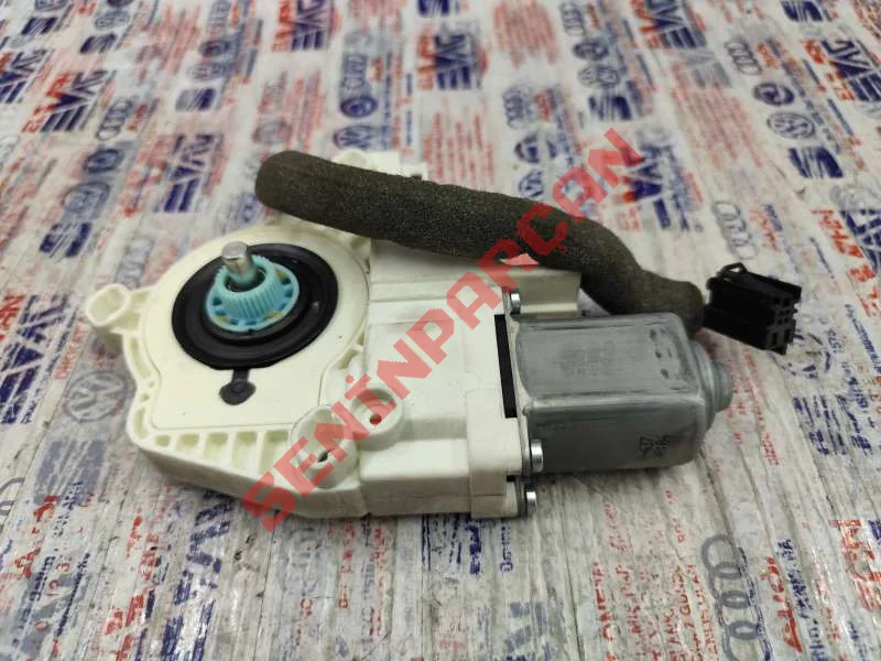 5L0959811A - MOTOR CAM ACMA MEK ARKA R