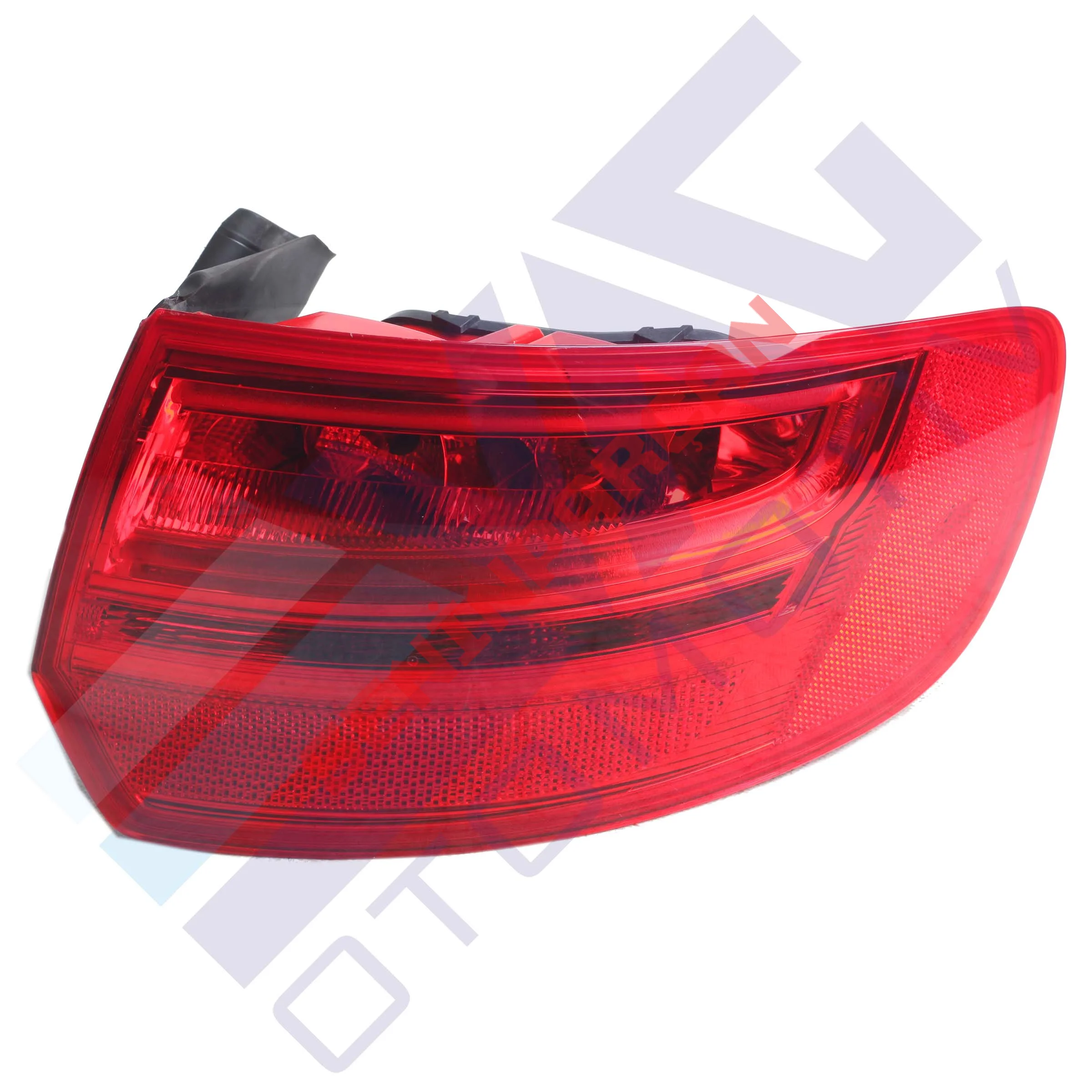 8P4945095F - STOP LAMBASI İÇ SOL AUDI A3 2010-