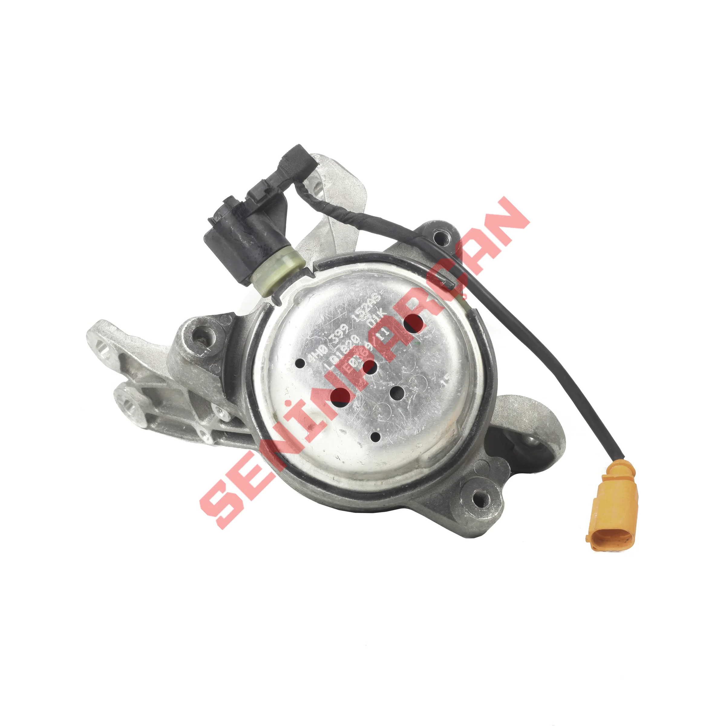 4H0399152AS - TRAVERS TAKOZU