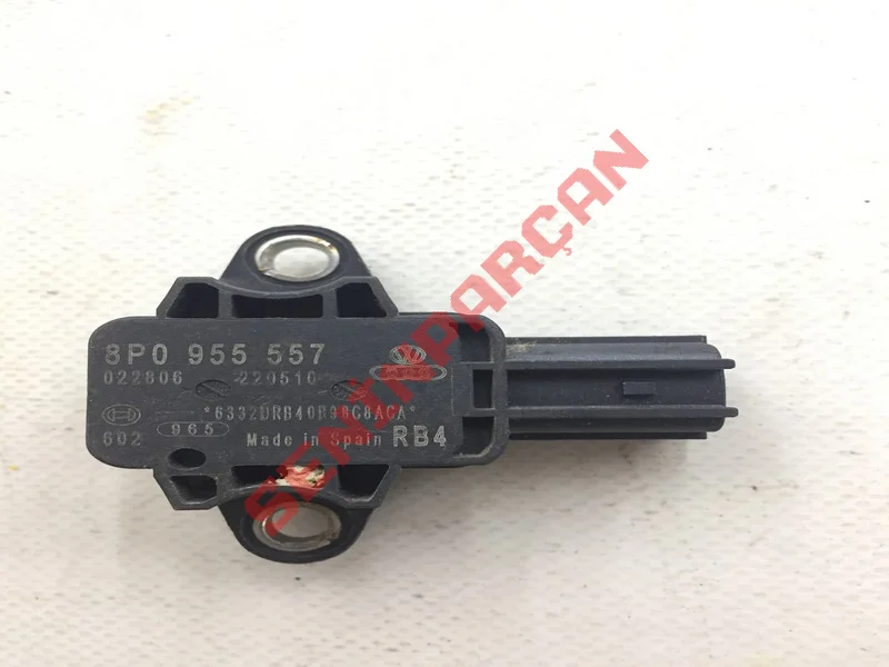 8P0955557 - CAM KIKAMA FISKIYESI