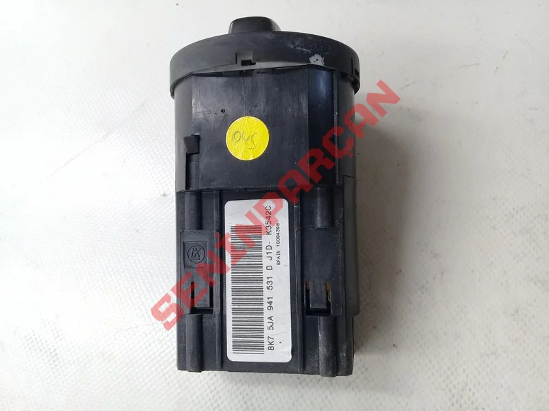 5JA941531D - PARK, SÜRÜŞ LAMBASI VE