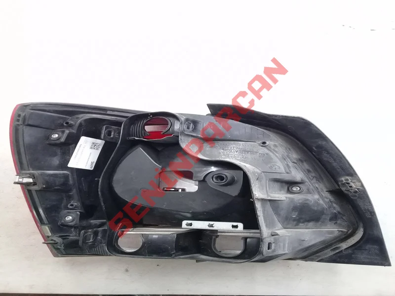 6R0945096N - REFLEKTOR