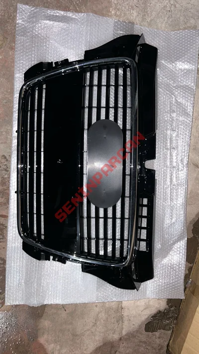 8P0853651M - PANJUR AUDI A3 PIANOBLACK 2009-2012 - İthal