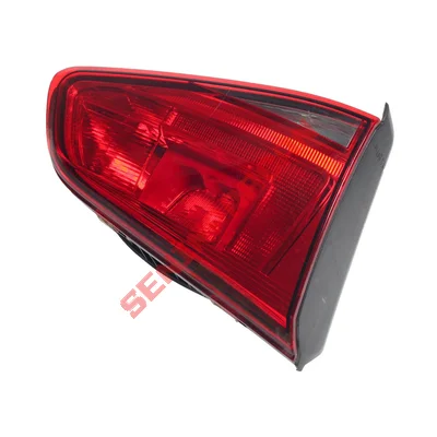 5G0945093R - ARKA SİS LAMBASI BULUNAN