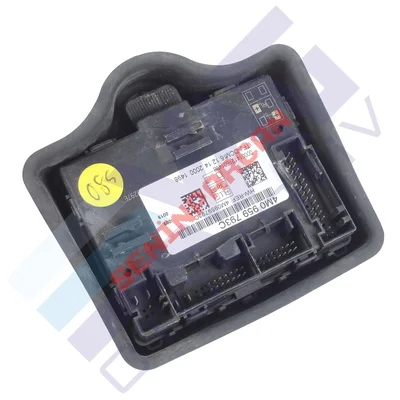 4M0959793C - KAPI KONTROL ÜNİTESİ - Orjinal