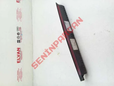 1J6945097C - ARKA SİS LAMBASI BULUNAN - İkinci El Orjinal
