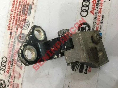 1K4833402H - KAPI MENTEŞESİ - İkinci El Orjinal