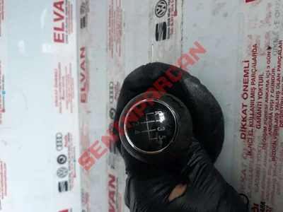 1J0711458A - VİTES KOLU DÖŞEMESİ OLAN - İkinci El Orjinal