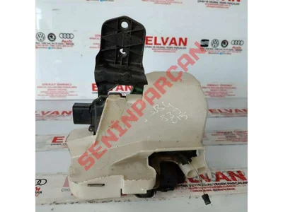 3B4839015 - KAPI KILIDI - İkinci El Orjinal