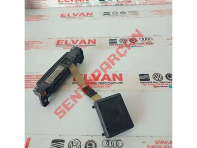 3D0859542B - RADYO VE TELEFON UZAKTAN KU- - İkinci El Orjinal