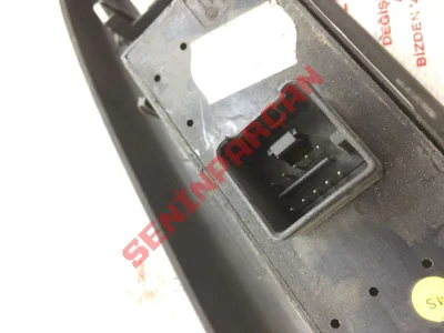 1K4959857 - ELEKTRİKLİ CAM OTOMATİĞİ - İkinci El Orjinal