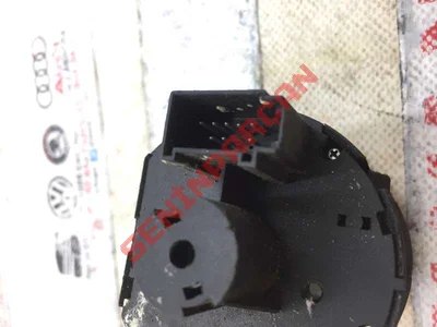 1T0941431B - PARK, SÜRÜŞ LAMBASI VE