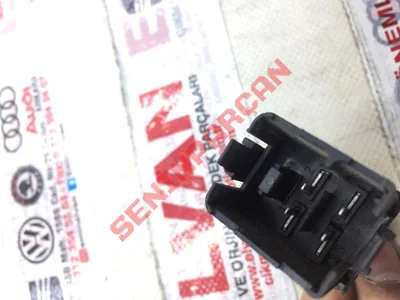 3C8953509 - CAM SILECEK MOTORU - İkinci El Orjinal