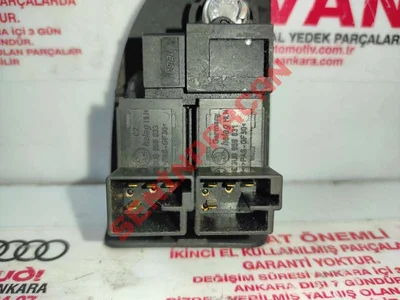 3U0959833 - DEPO KAPAĞI - İkinci El Orjinal