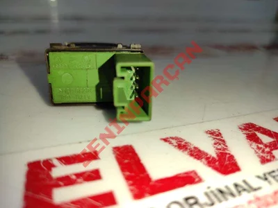 1P0959855 - CAM OTOMATİĞİ TUŞU - İkinci El Orjinal