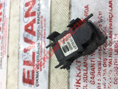 6J0959561 - PANORAMA AÇILIR TAVAN ŞALTERİ