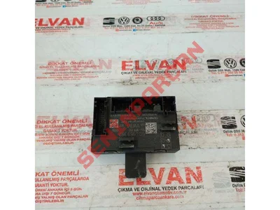 5Q4959392 - TUERSTEUERGERAET V R