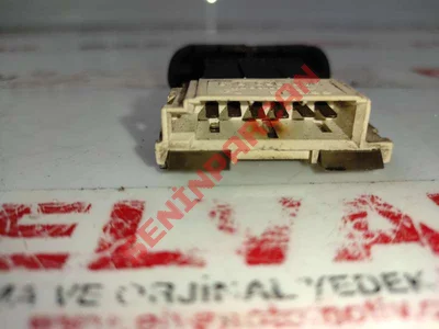 3A0959543 - KLİMA SİSTEMİ ŞALTERİ