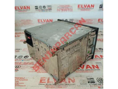 7H0035152D - ARAÇ RADYOSTEREO-CD-MP3 - İkinci El Orjinal