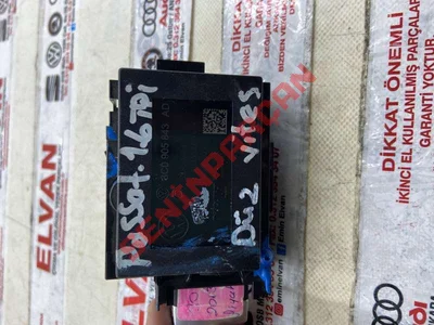 3C0905843AD - YAYIN ÜNİTESİ TESPİT ELE- - İkinci El Orjinal