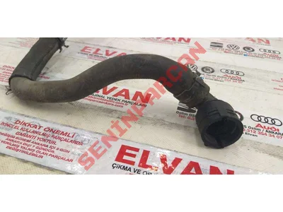 3AA122157 - KUEHLMITTELSCHLAUCH H R