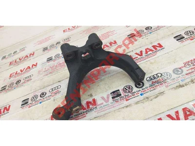 04L131425 - RADYATOR BRAKETI