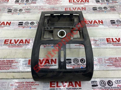 3C0864298P - GÖĞÜS ORTA PANEL - İkinci El Orjinal