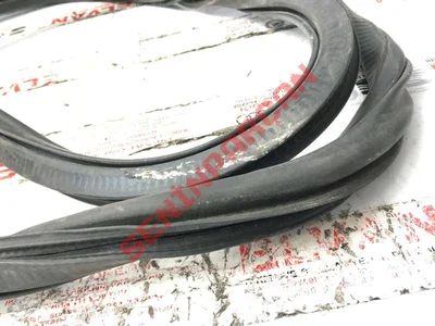 5C6867911F - İÇ KAPI FİTİLİ - İkinci El Orjinal