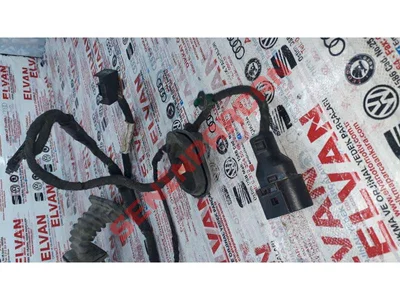 1J0973715 - KABLO SOKETI