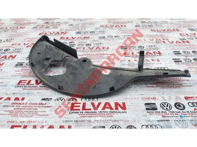 3T5867915B - BAGAJ KAPAĞI KAPLAMASI