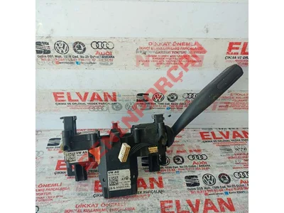 5K0953521AR - DİREKSİYON KOLU KOMB. ŞALTERİ - İkinci El Orjinal