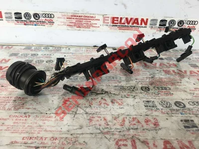 03G971826A - KABLO KANALI ÜST PARÇA