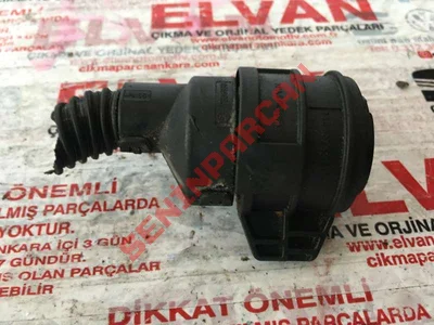 8E0971921 - KORUMA KAPAĞI - İkinci El Orjinal