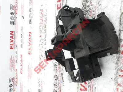 1K5953503D - DİREKSİYON KOLU KOMB. ŞALTERİ - İkinci El Orjinal