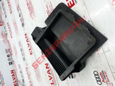 5G6867462A - TAKMA KAPAK