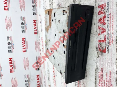 5E0035812 - RADYO, BLUETOOTH VE