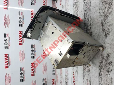 5P1035186B - ARAÇ RADYOSU STEREO-CD