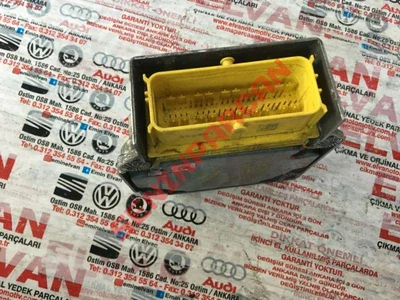 8P0959655H - HAVA YASTIGI KONTROL UNITESI