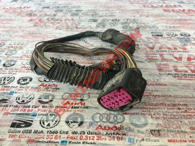 1J0973737 - KABLO SOKETI