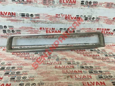 8E0807647 - HAVA KILAVUZ IZGARASI