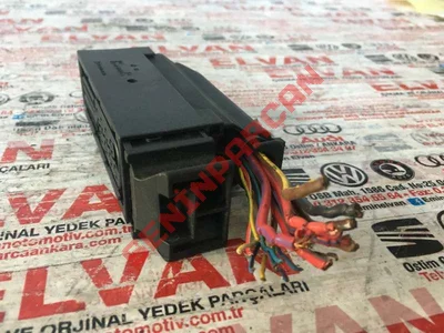 3C0973763A - KABLO SOKETI