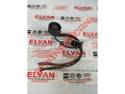 038973121A - TEMAS KILITLI DÜZ TEMAS