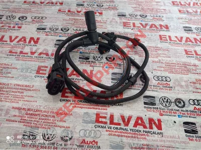 1J0973202 - KABLO SOKETI