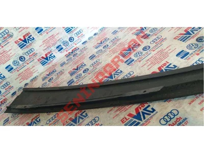 1T0837889 - KAPI CAMI ÇERÇEVESININ SIPERI