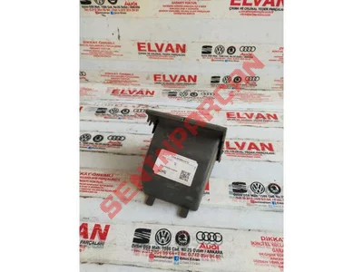 8P0863351D - RAF GÖZÜ