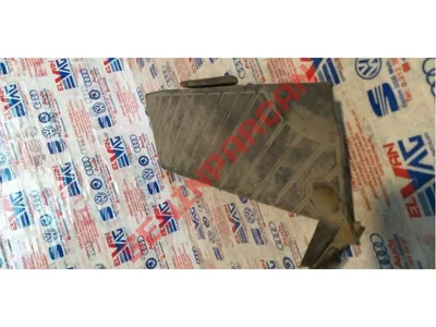 8P1864777 - AYAK DESTEĞI IÇIN KAPAK - İkinci El Orjinal