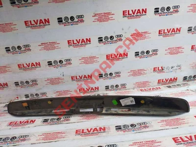 7P5827576D - ARKA PLAKA AYDINLATMA KAPAĞI - İkinci El Orjinal